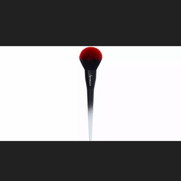 Ulta x Marvel Black Widow Powder Brush - Picture 1 of 4